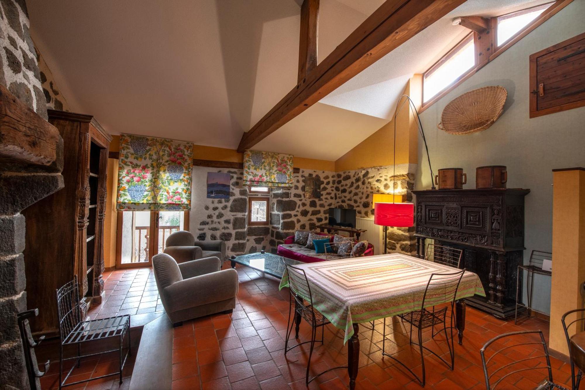 Chambre D'Hotes Et Gites Du Tapissier Polignac  Экстерьер фото